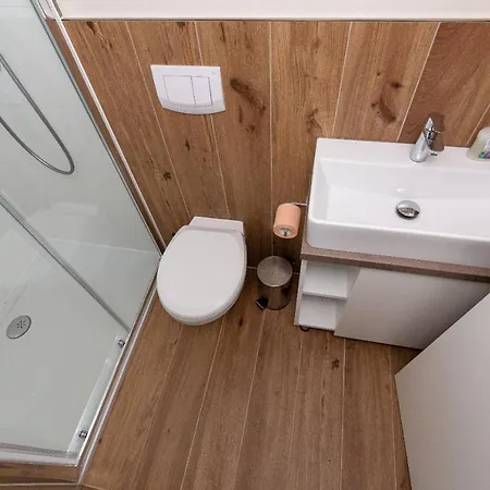 Mobile Kastanjola * Biograd Na Moru