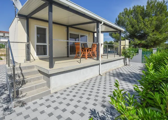 Mobile Kastanjola Feriehus *